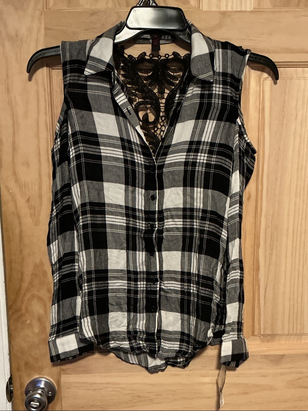 Material Girl Black & White Plaid Off the Shoulder Button-Down Shirt Fashion